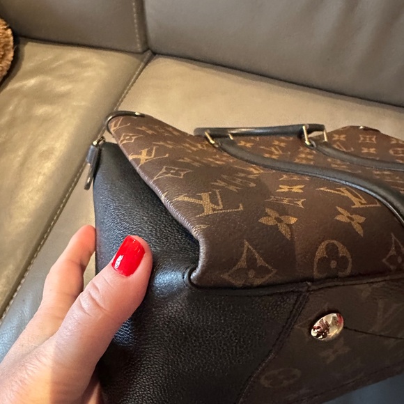 Louis Vuitton Soufflot MM - Picture 8 of 13